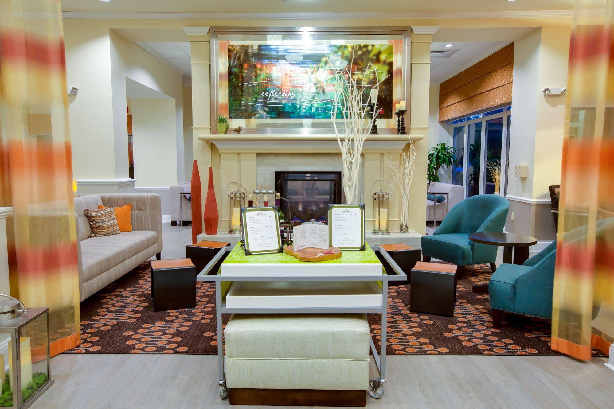 Hilton Garden Inn Charleston Airport North Charleston Ngoại thất bức ảnh